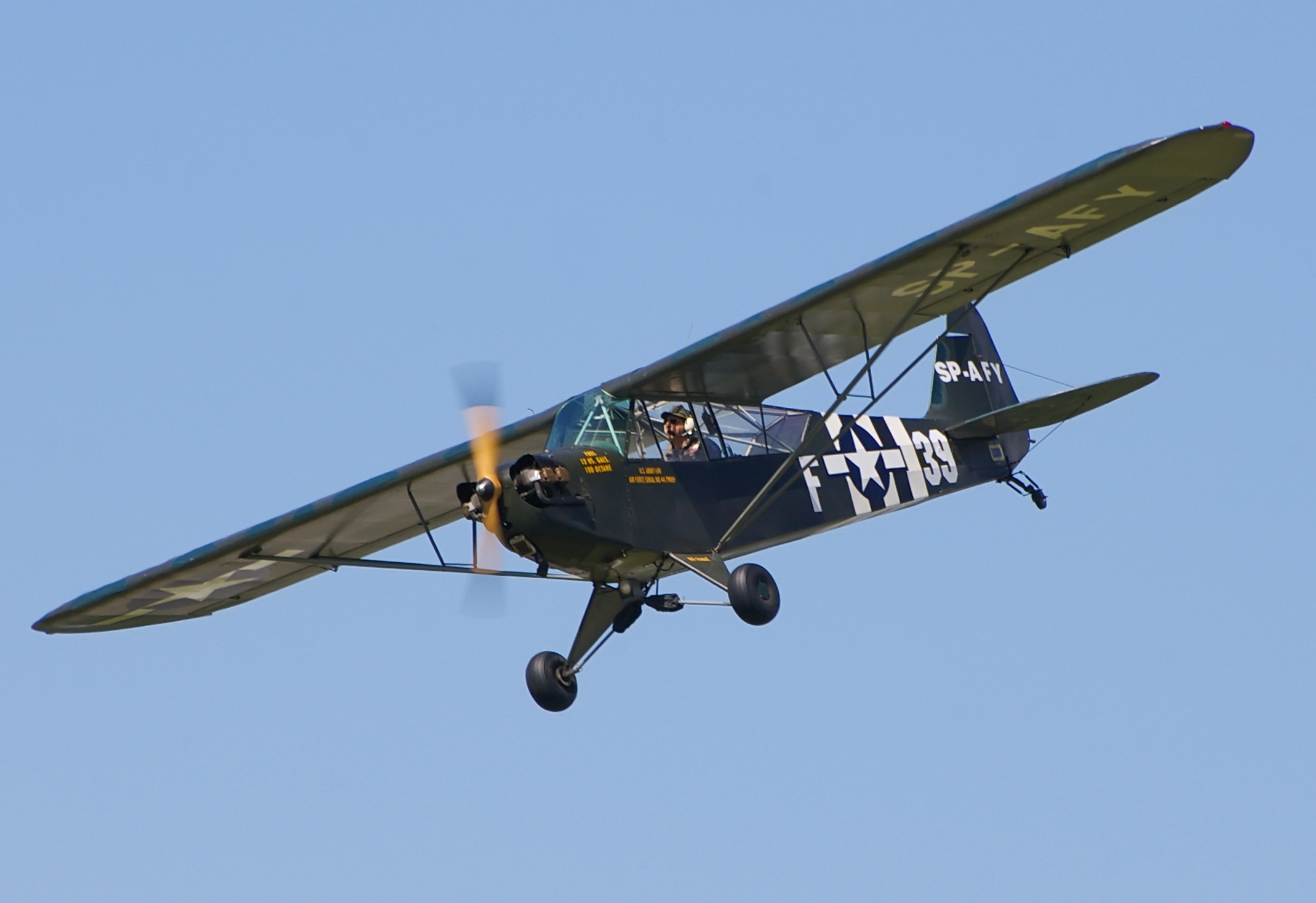 Piper_Cub_Góraszka_(cropped)